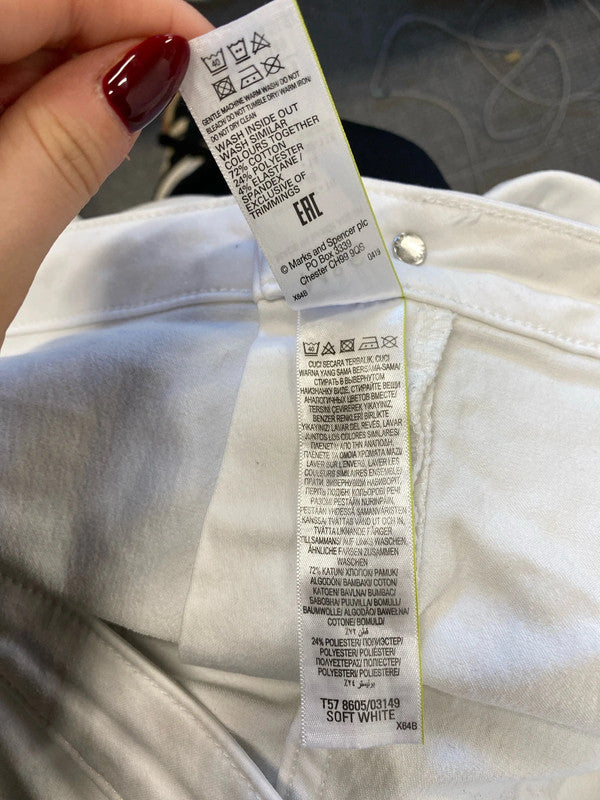 Gorgeous m&s white super skinny jeans UK 18 KN002