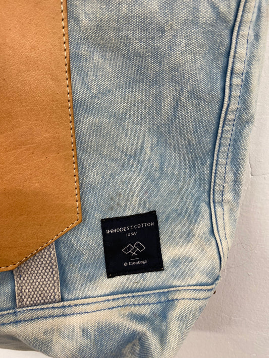 Immodest cotton X Fleabags denim tote east west acid wash denim leather RF001