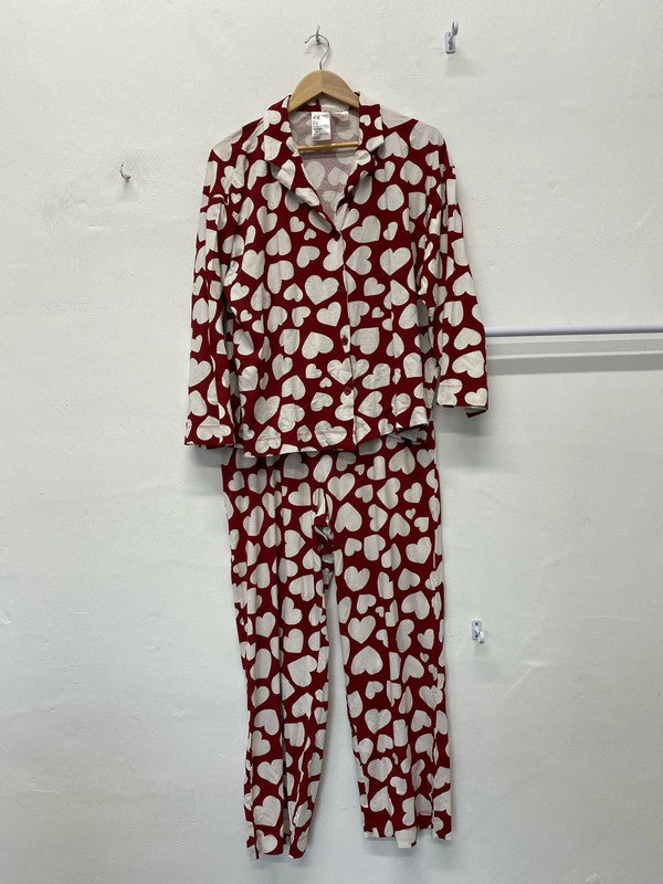 Fabulous pure cotton Cherry Red & White Heart pyjamas Uk14/16 KM003