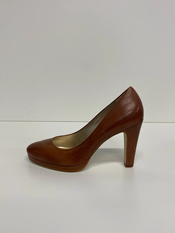 Phase Eight Stylish Tan Leather Court Shoe UK 7 KM005