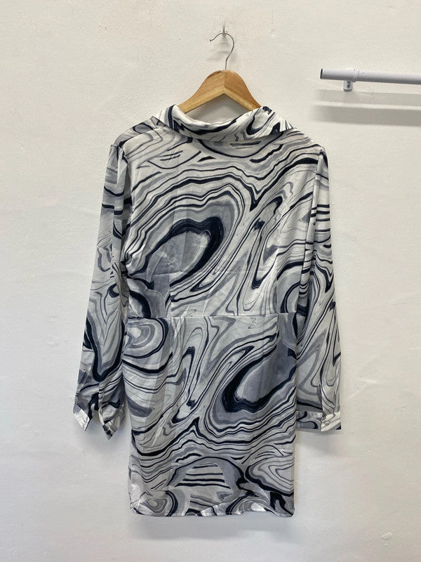 Fabulous Liquorish Black white swirl dress faux wrap Uk18 New LG006