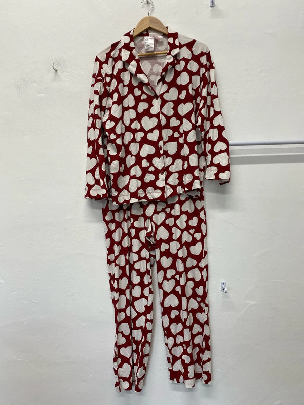 Fabulous pure cotton Cherry Red & White Heart pyjamas Uk14/16 KM003