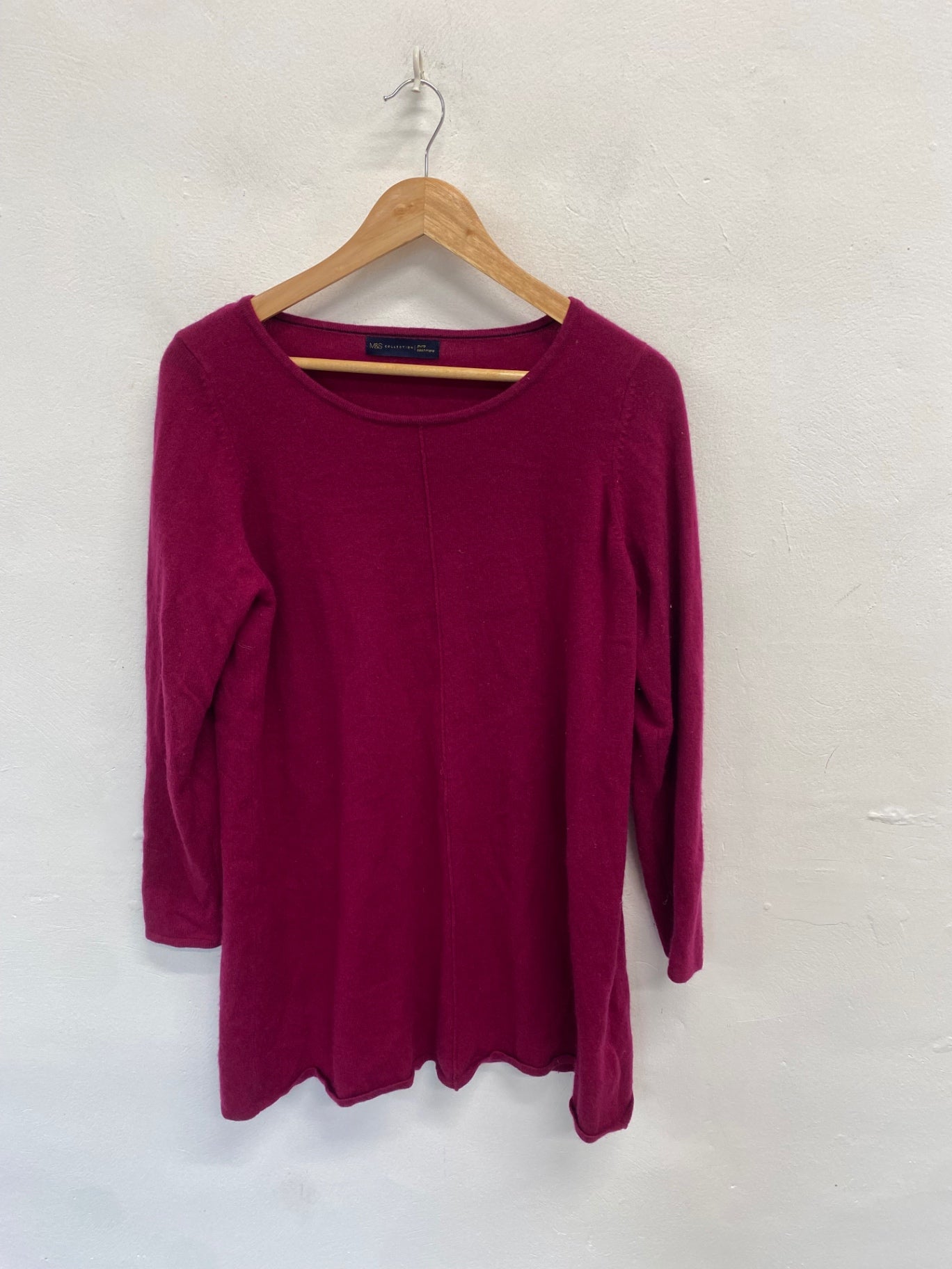 Stunning M&S Knitted jumper UK 18 Magenta pink cashmere SO560