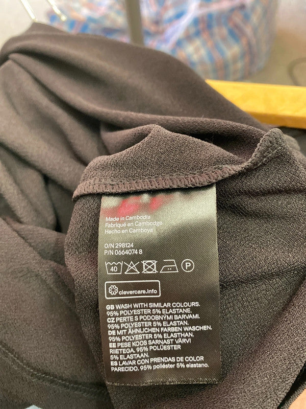 Fabulous Black blouse slight puff sleeve UkXL H&M IM001