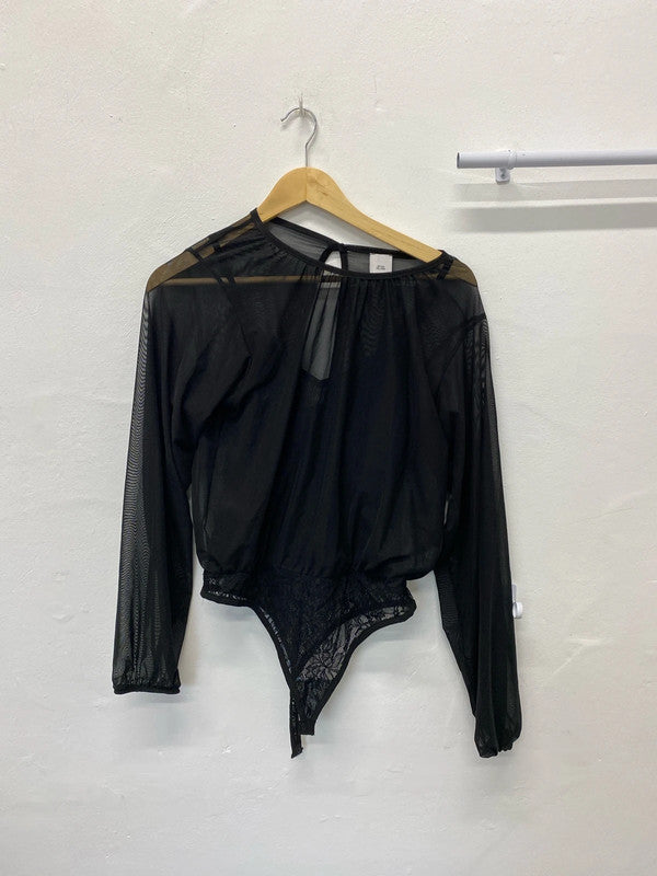 Fabulous semi sheer bodysuit lace with sheer overlay Uk12 JB001