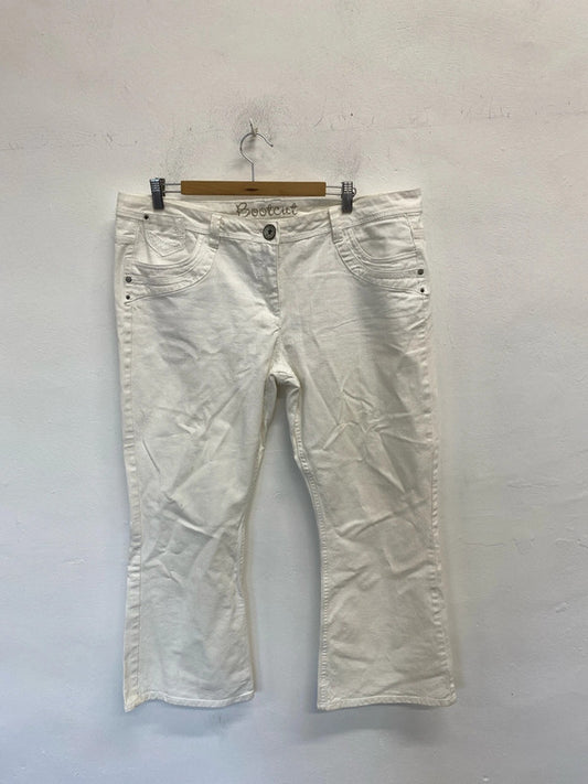 Lovely George white bootcut cropped jeans UK 18 YM001