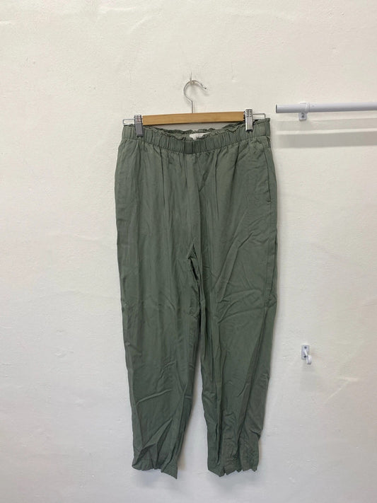 Fabulous Mango Sage green cropped trousers UkM LB004