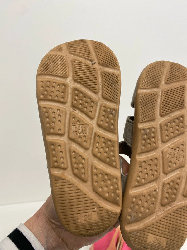 Fabulous Duo of summer sandals igor & H&M size 25 #10 LN001