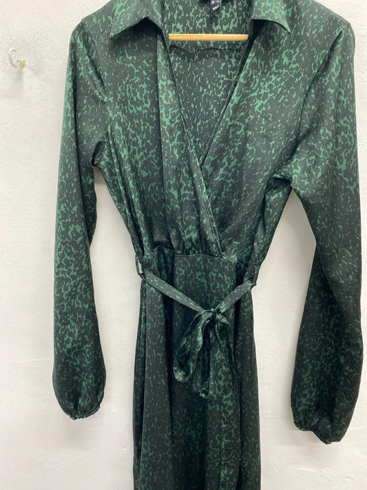 Lovely new look Forrest green leopard maxi tie waist shirt dress UK 12 tall GJ001