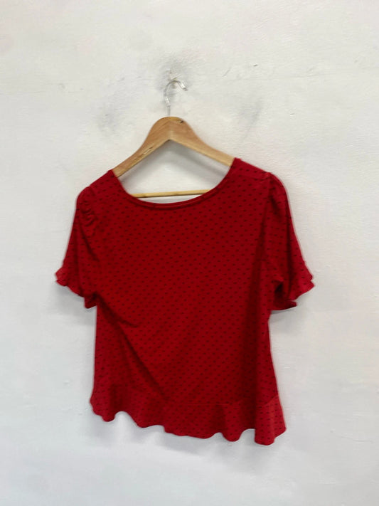 Lovely oasis red spotty summery top UK M LB005