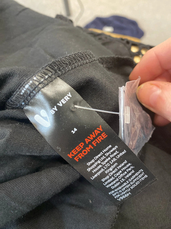 Fabulous Broderie top pure cotton from Very Uk14 NN001