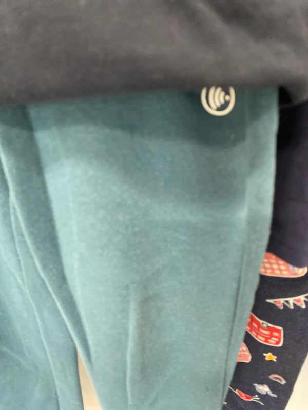 Fab boys bundle pyjamas & chill bundle age 7-9 M&S F&F #56 LD003