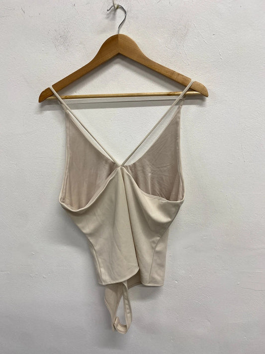 Lovely H&M cream body suit UK L KS002