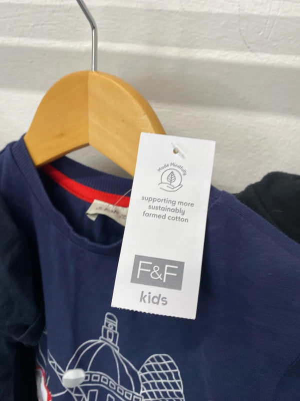 Fab boys bundle pyjamas & chill bundle age 7-9 M&S F&F #56 LD003