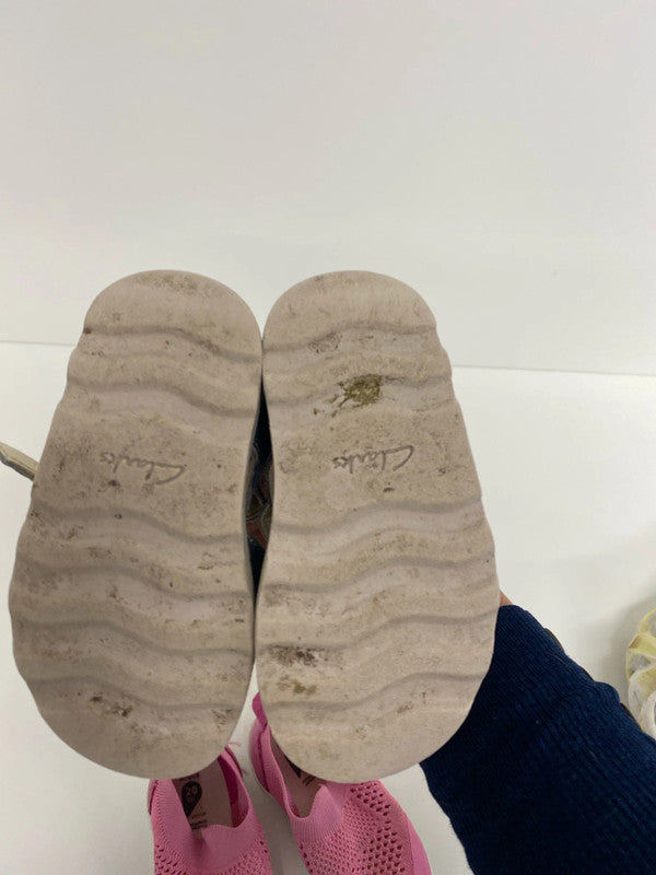 Fab girls Holiday sandal swim shoe bundle Clark’s / Bobux size 4 / Eu 20 #48 AL002