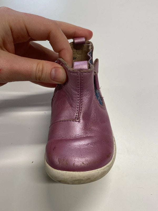 Start-Rite Adorable Purple Metallic Leather Booties Size 4 KM004