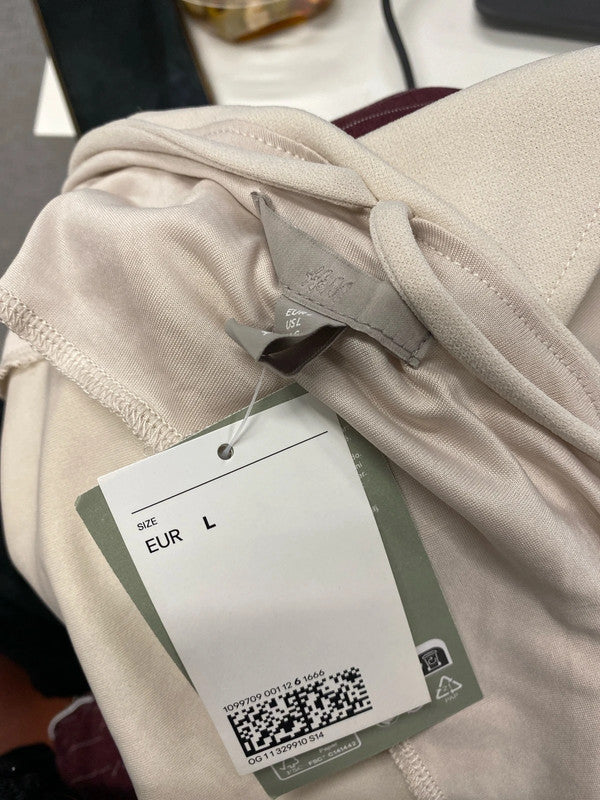 Lovely H&M cream body suit UK L KS002