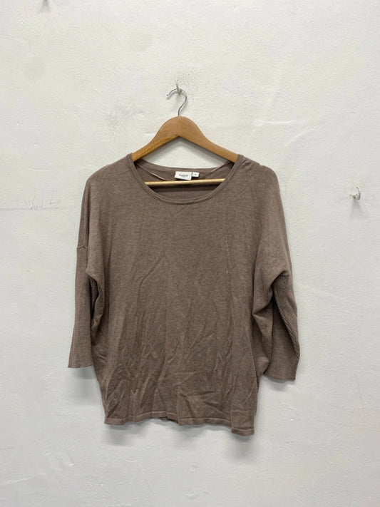 Stunning St Tropez neutral brown loose fit knit UkM SR006