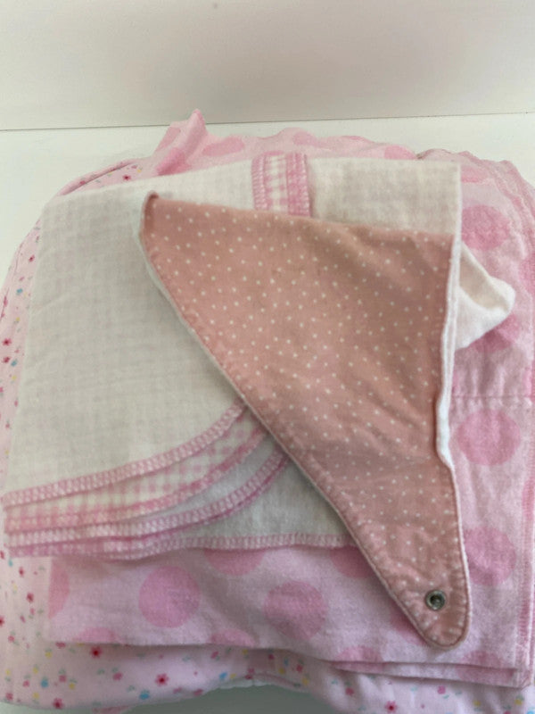Fabulous Bundle of Baby blankets & bath care bibs etc John Lewis F&F #16 AL002