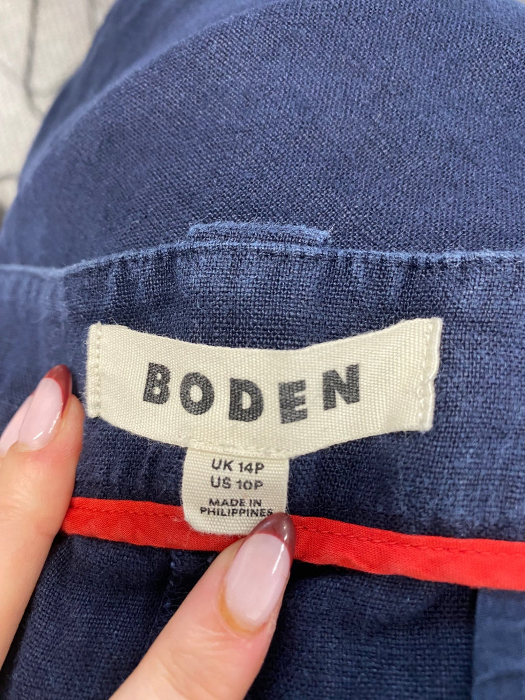 Stunning Boden Cropped trousers linen UK 14 Navy CT551