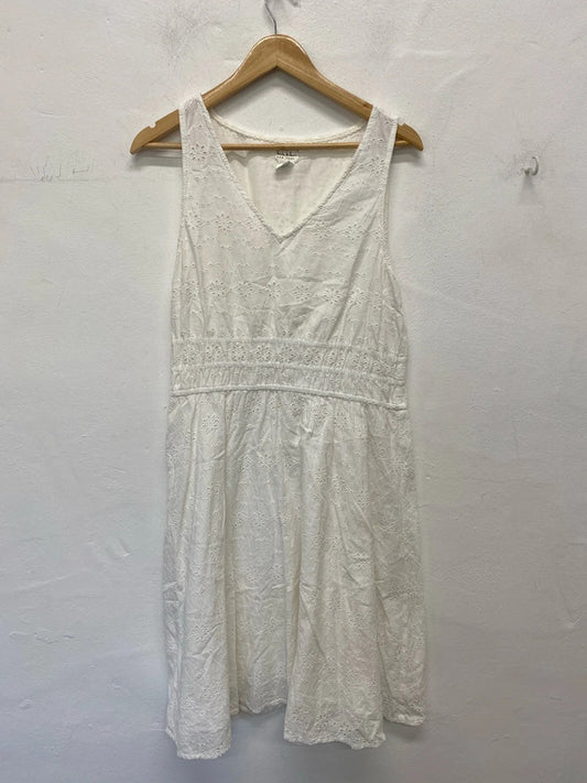 Nicole Miller Romantic White Broderie Midi Dress Size L KN003
