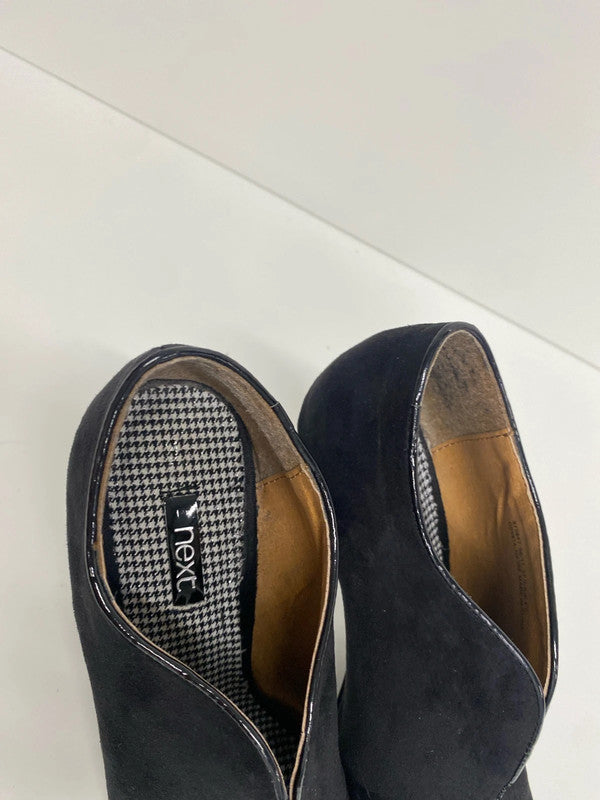 Fabulous Next high stiletto booties Uk4.5 faux suede GK002