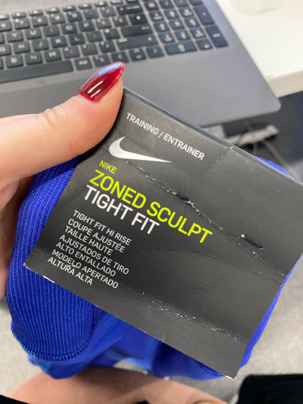 Lovely Nike dri fit cropped sculpt leggings new with tags UK S GK002