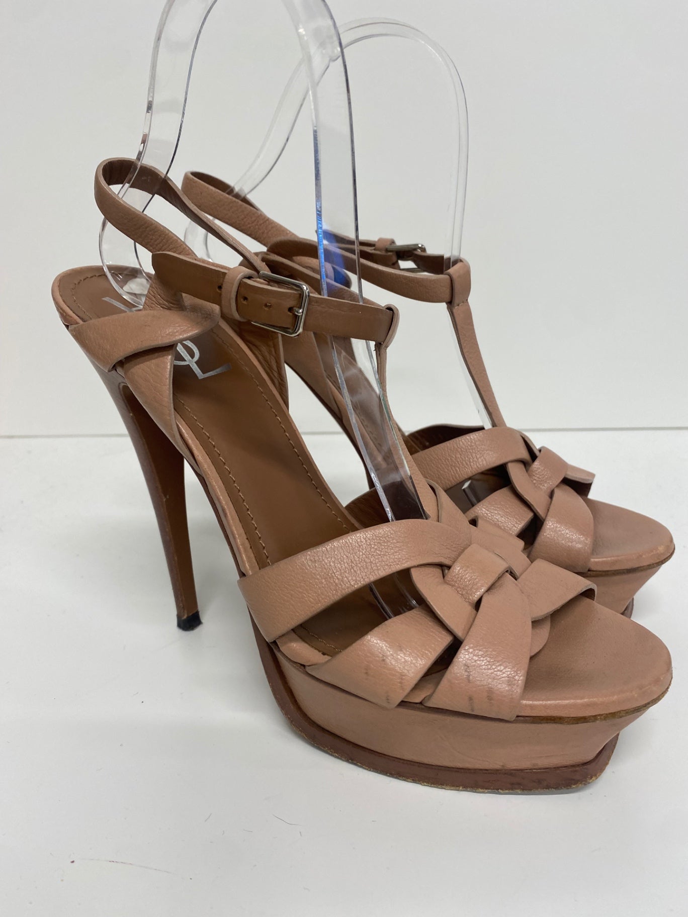 Fabulous Yves Saint Laurent Tribute Nude Sandals Uk7 Beige GM143