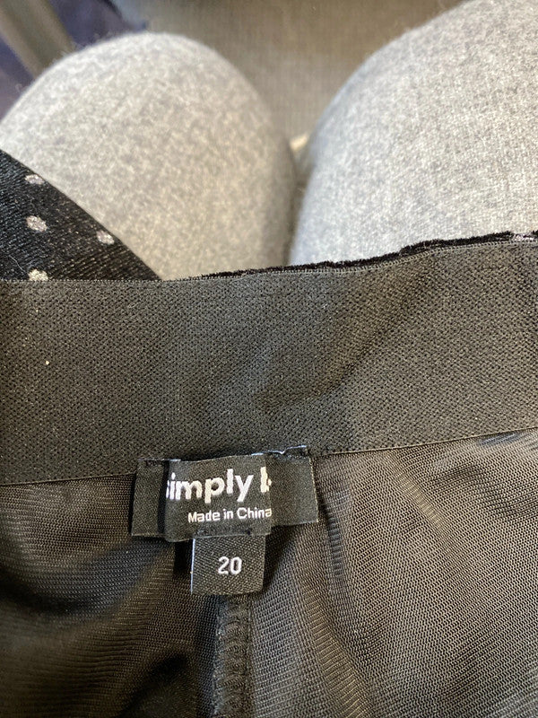 Fabulous Simply be velvet leggings with embellished sparkles Uk20 RM002