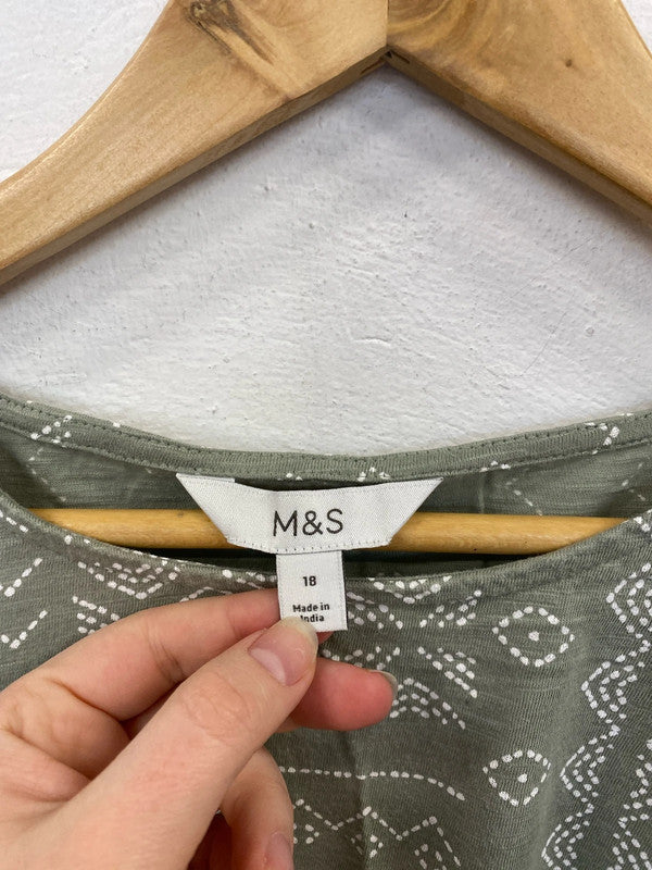 M&S Chic Grey Green Geometric Aztec Pattern Blouse UK 18 KN002