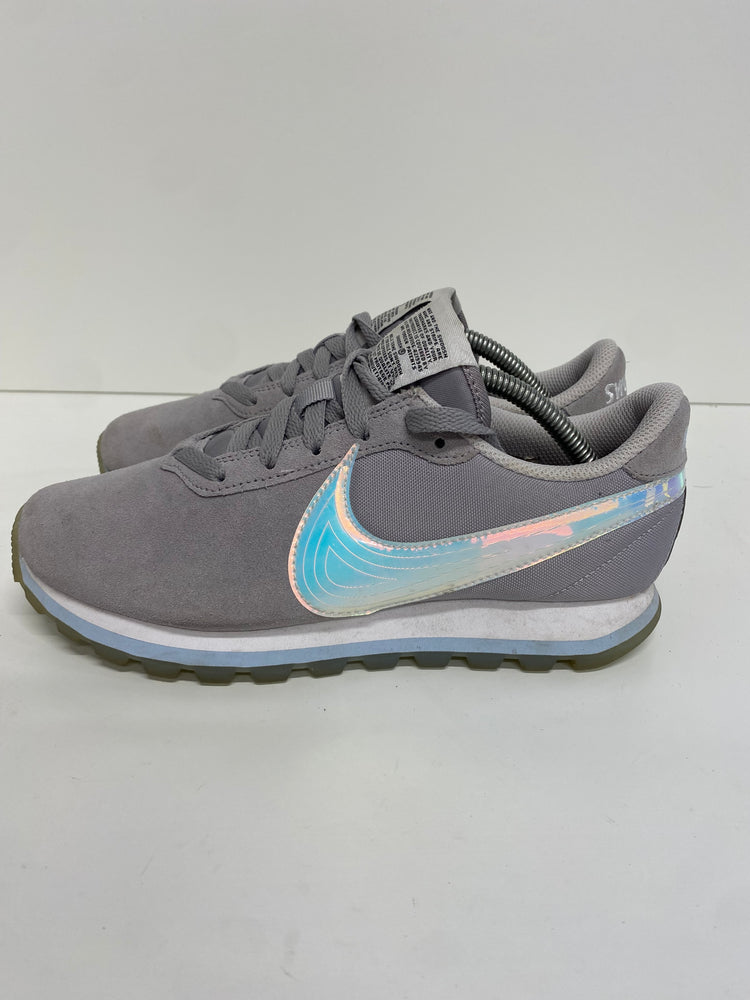 Nike Pre-love OX atmosphere grey rainbow O.X. UK5 JR001
