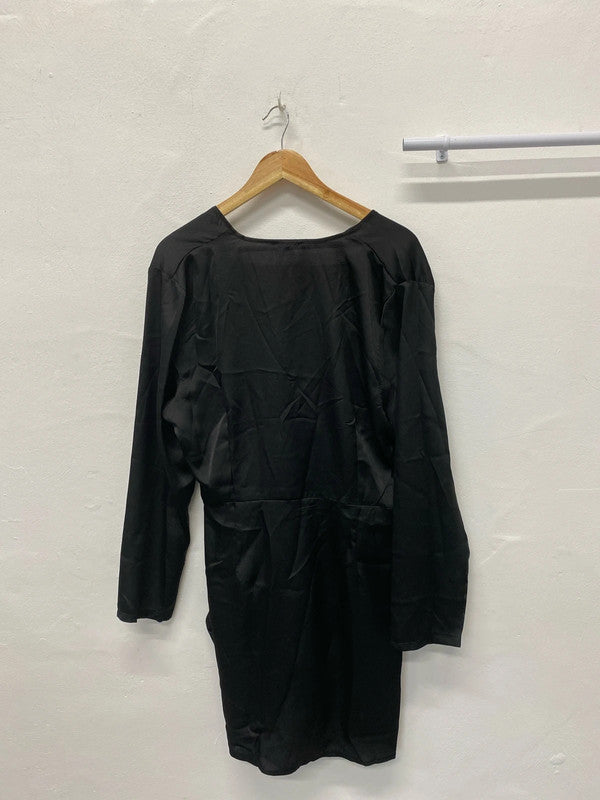 Fabulous Black PLT satin V neck dress Uk18 LG006