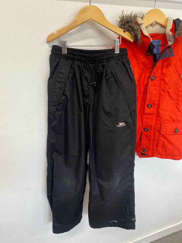 Fabulous bundle of kids coats Monsoon Craghoppers 9-10y #18 AG006