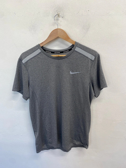 Fabulous men’s Nike running grey running dri fit top UK M CJ001