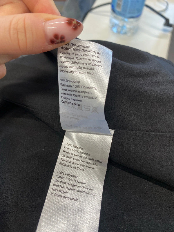 Lovely warehouse red black spotty pleated skirt UK 6 HDR01