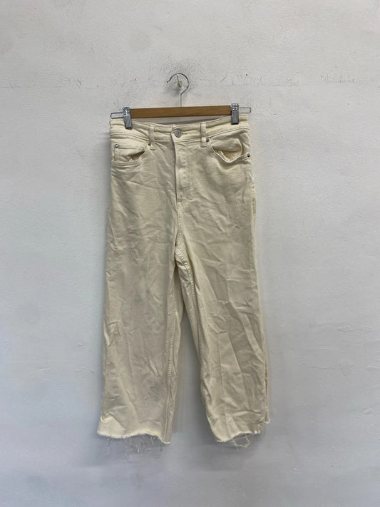 Lovely H&M beige raw hem wide leg jeans UK 8 JA001