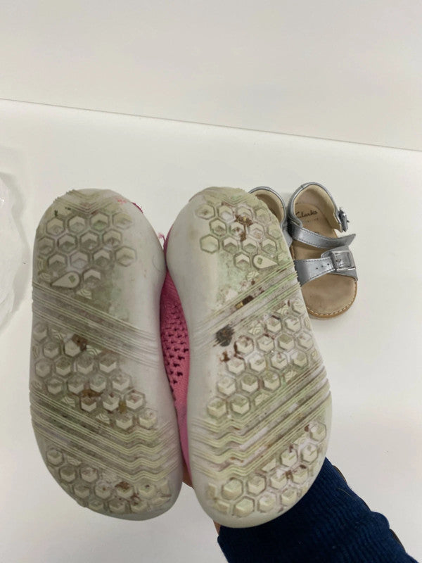 Fab girls Holiday sandal swim shoe bundle Clark’s / Bobux size 4 / Eu 20 #48 AL002