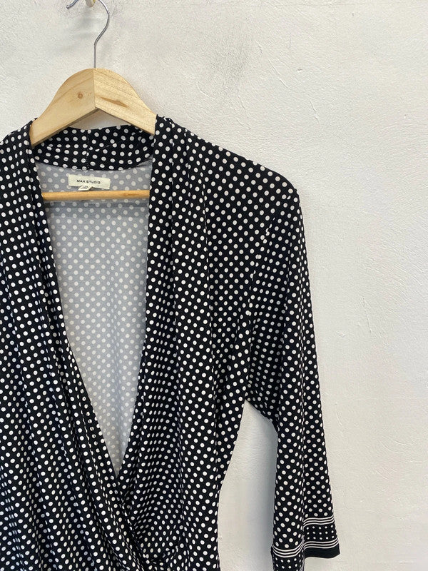 Stunning max studio polka black white low bust UK XL MW001