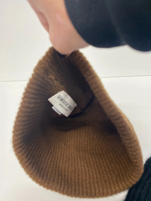 Fab duo of Genevieve Sweeney beanies brown & Black Lambswool RF001