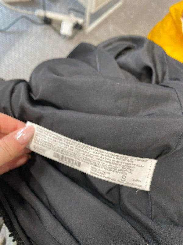 Stunning Stradivarius Teddy black zip up crop jacket UK S ZM001