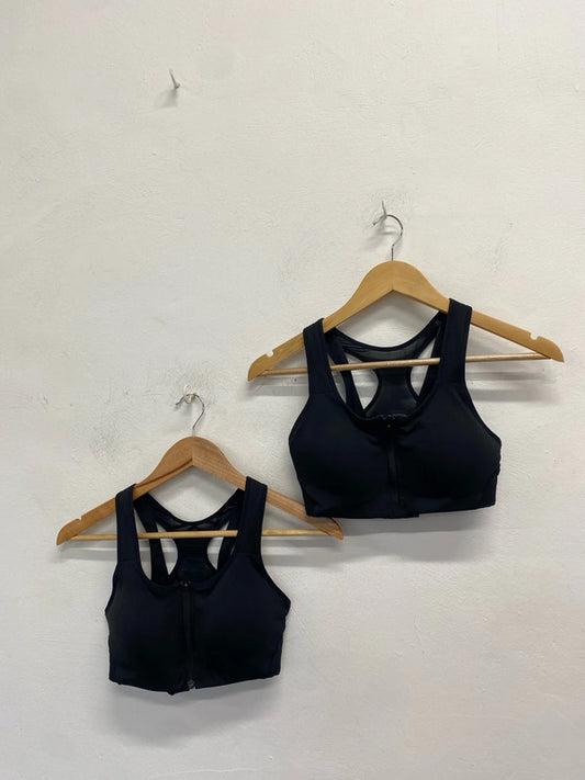 Lovely bundle 48 Nike black sports bra Uk xs JS004