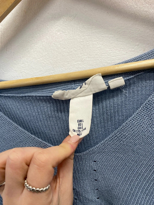 Lovely H&m blue knit v neck jumper UK L KM003