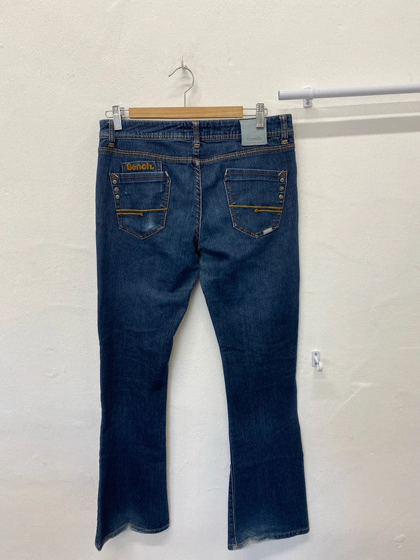 Fabulous Vintage Y2K bootcut Strum Jeans W30”’x L32 KW002