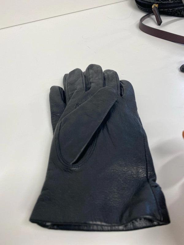 Fabulous Fiore black ladies leather gloves UkM/L LD003