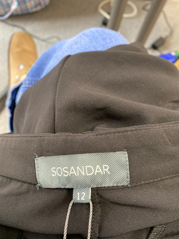 Fabulous Black cropped formal trousers Uk12 Sosandar LW005