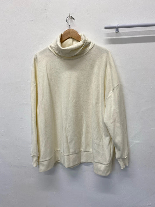Fabulous ASOS Design Cream high neck jumper UkXL (18) RM002