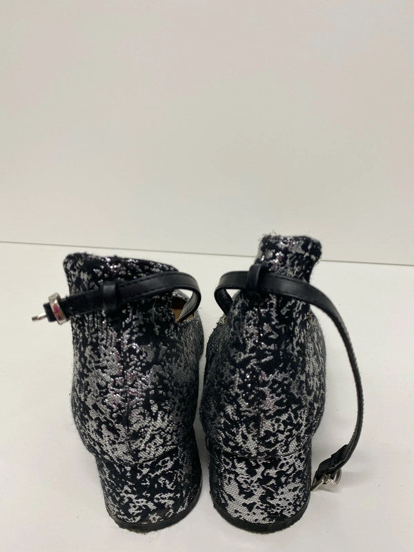 Fab black & Silver jacquard ankle strap occasion shoes Uk7 JW002