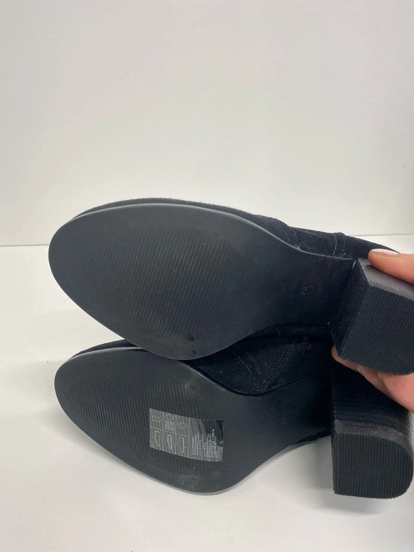 Fabulous Black Suede block heel ankle boots H&M KM003