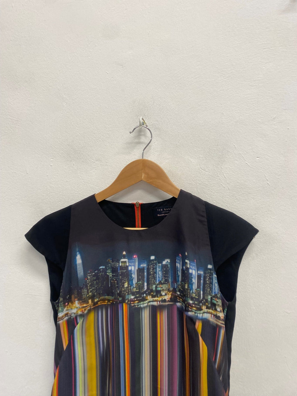 Fabulous Ted Baker nula nightlife Mini dress UK 8 Multicolor CC510