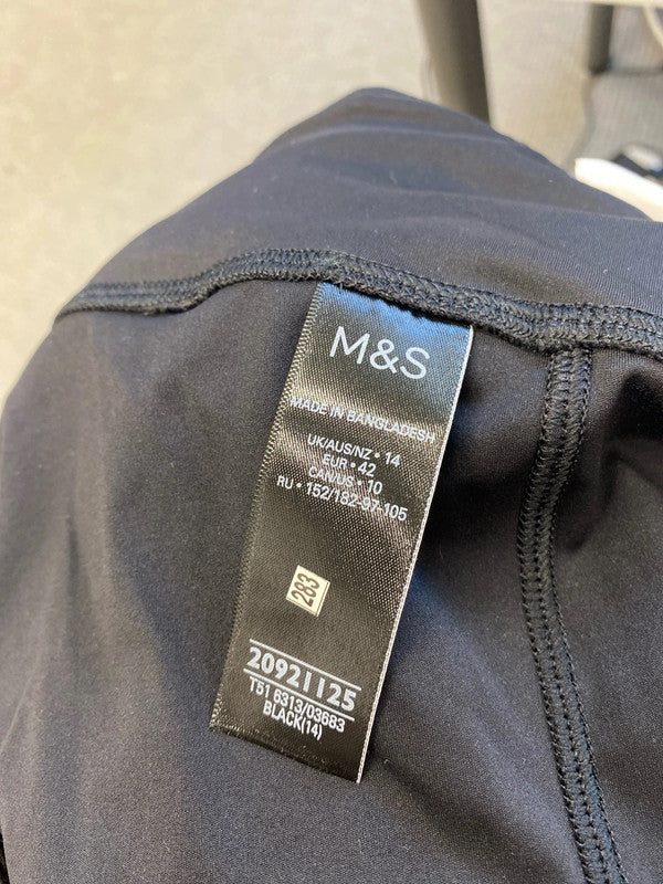 Lovely m&s black cropped active leggings nwt UK 14 KN002